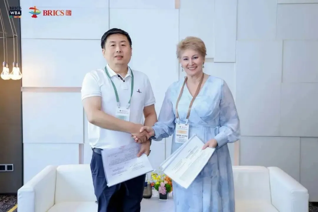 医标智联携手俄罗斯Orthomoda集团达成战略合作,共拓国际数字医疗康复新蓝海(图7) 医标智联携手俄罗斯Orthomoda集团达成战略合作,共拓国际数字医疗康复新蓝海(图7)
